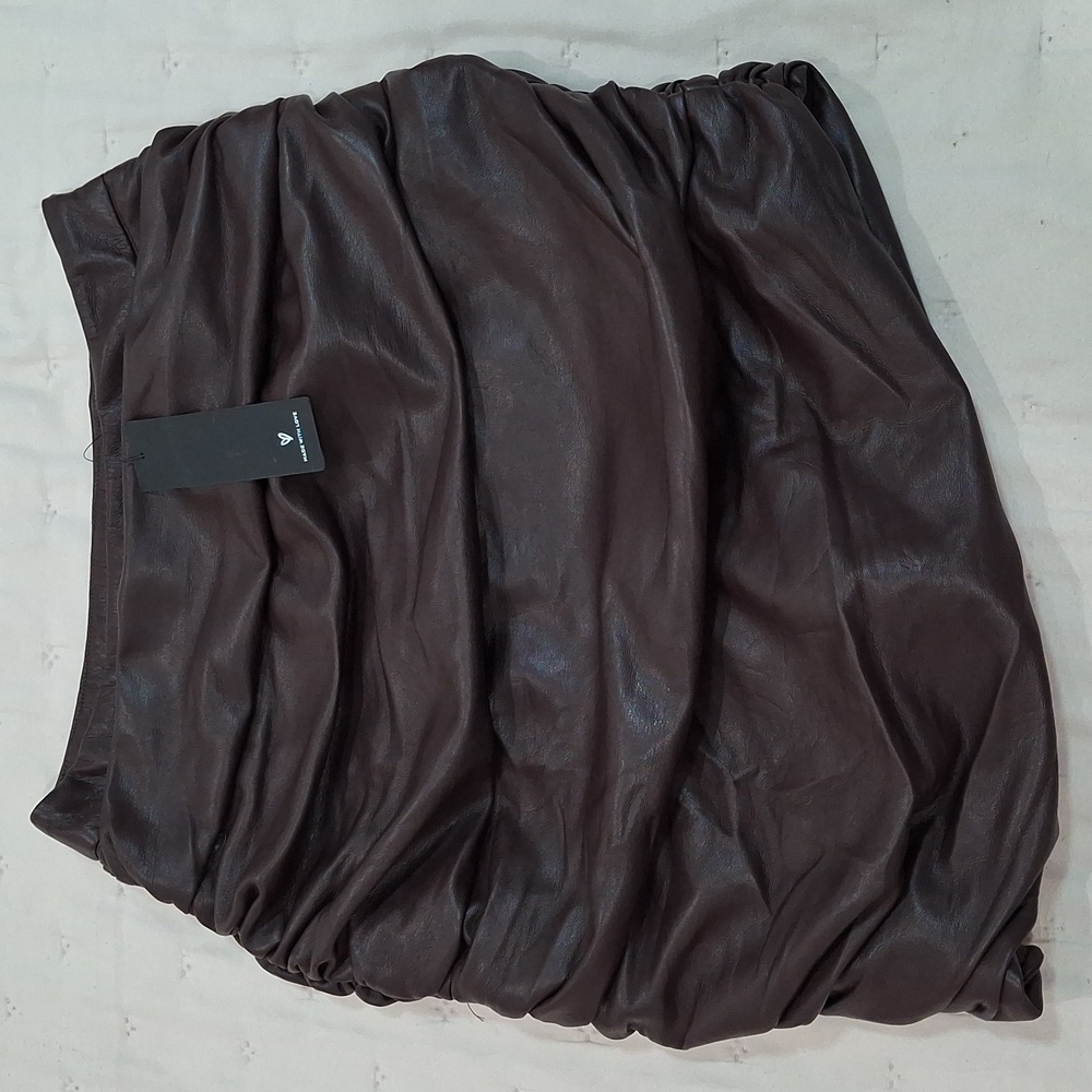 Lulus Cool Factor Dark Plum Purple Ruched Vegan Leather Mini Skirt Sz XS Nwt - Picture 2 of 12